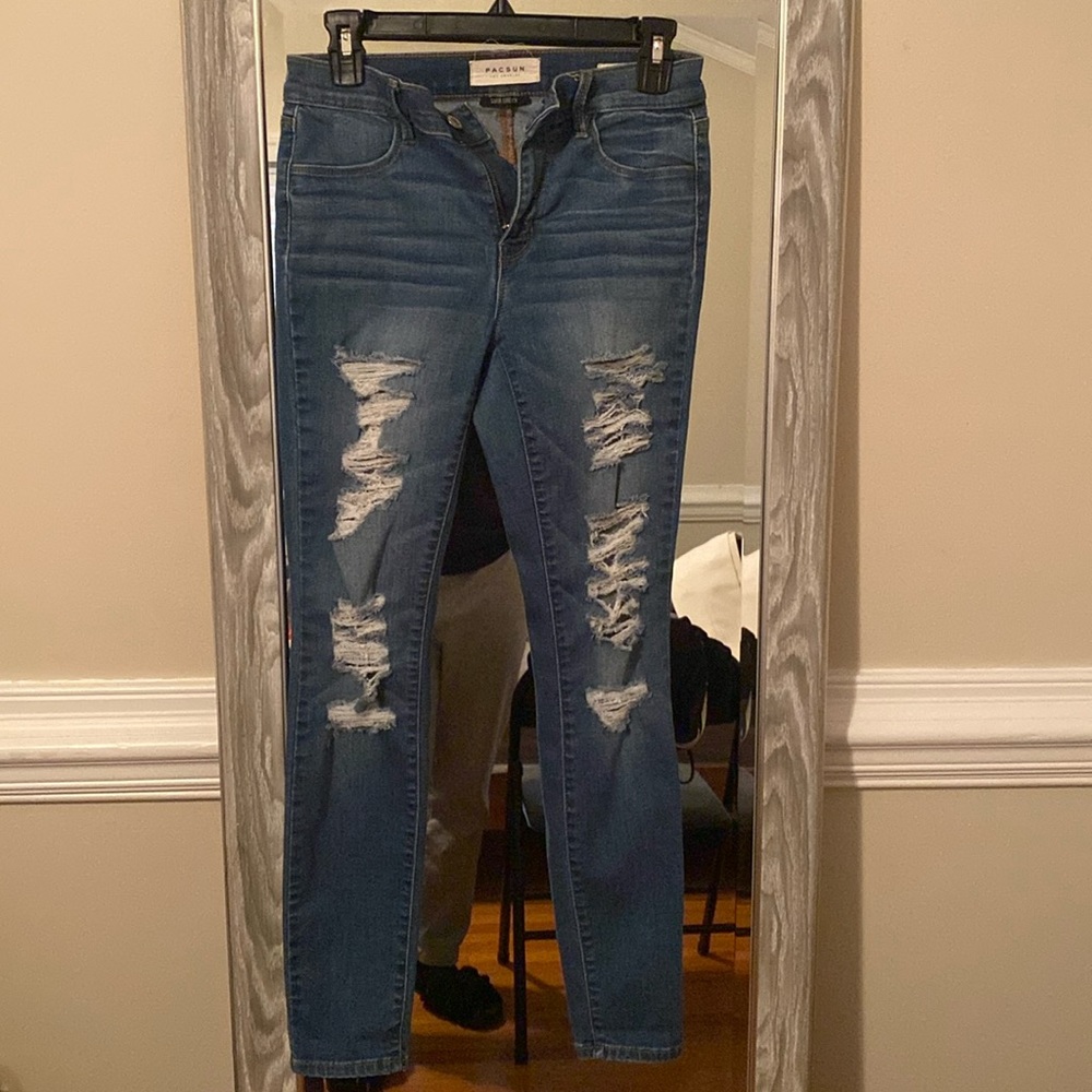 Ripped jeans